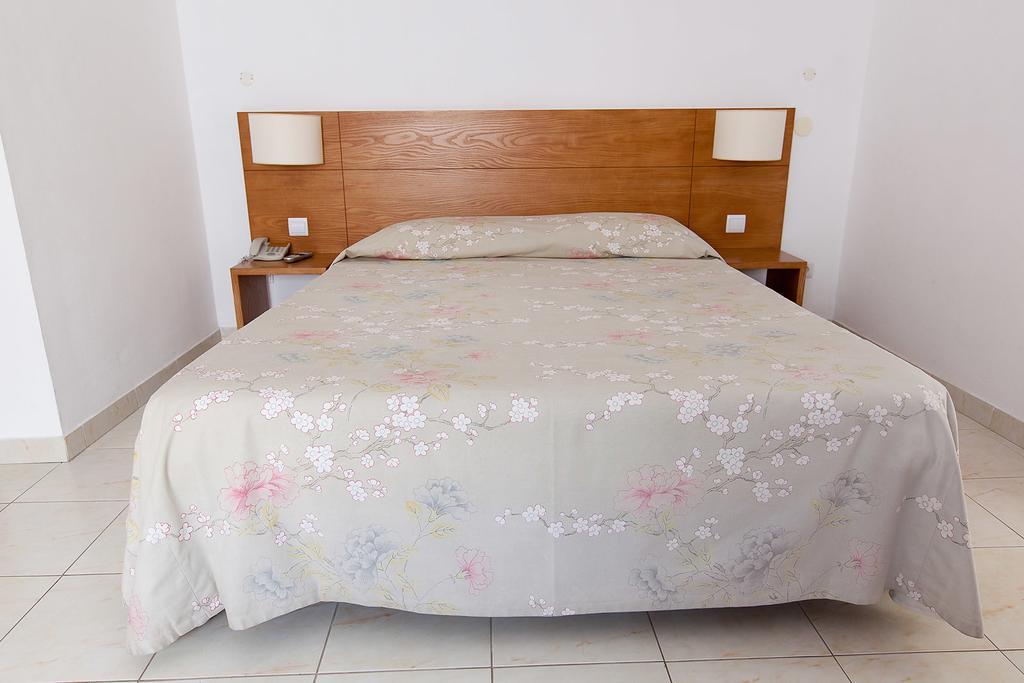 Hotel Solmar Calheta  Bilik gambar