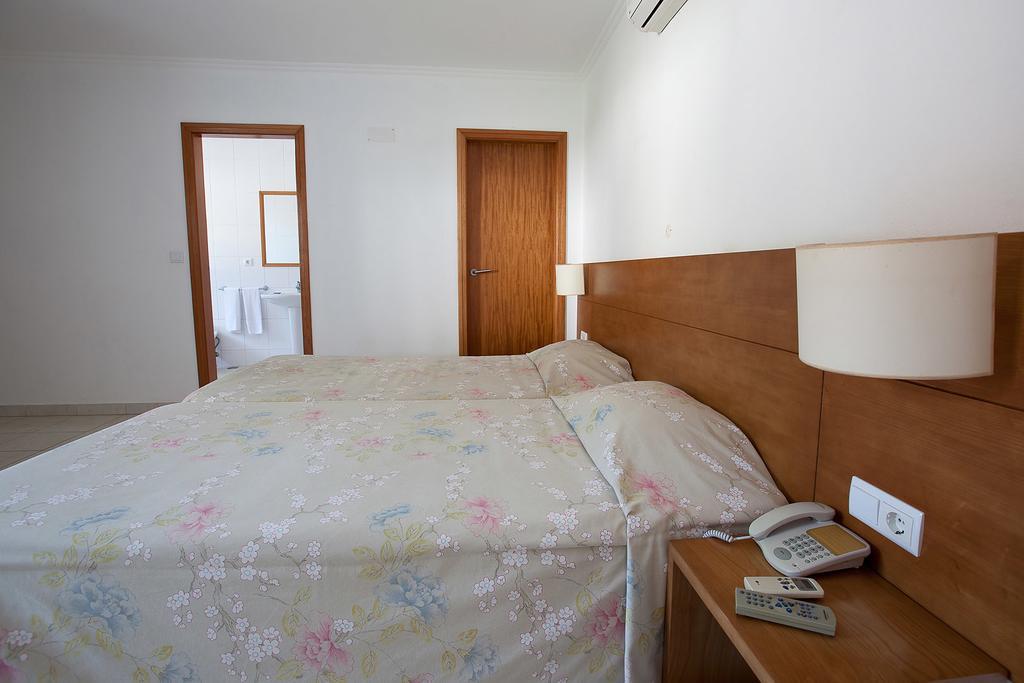 Hotel Solmar Calheta  Bilik gambar